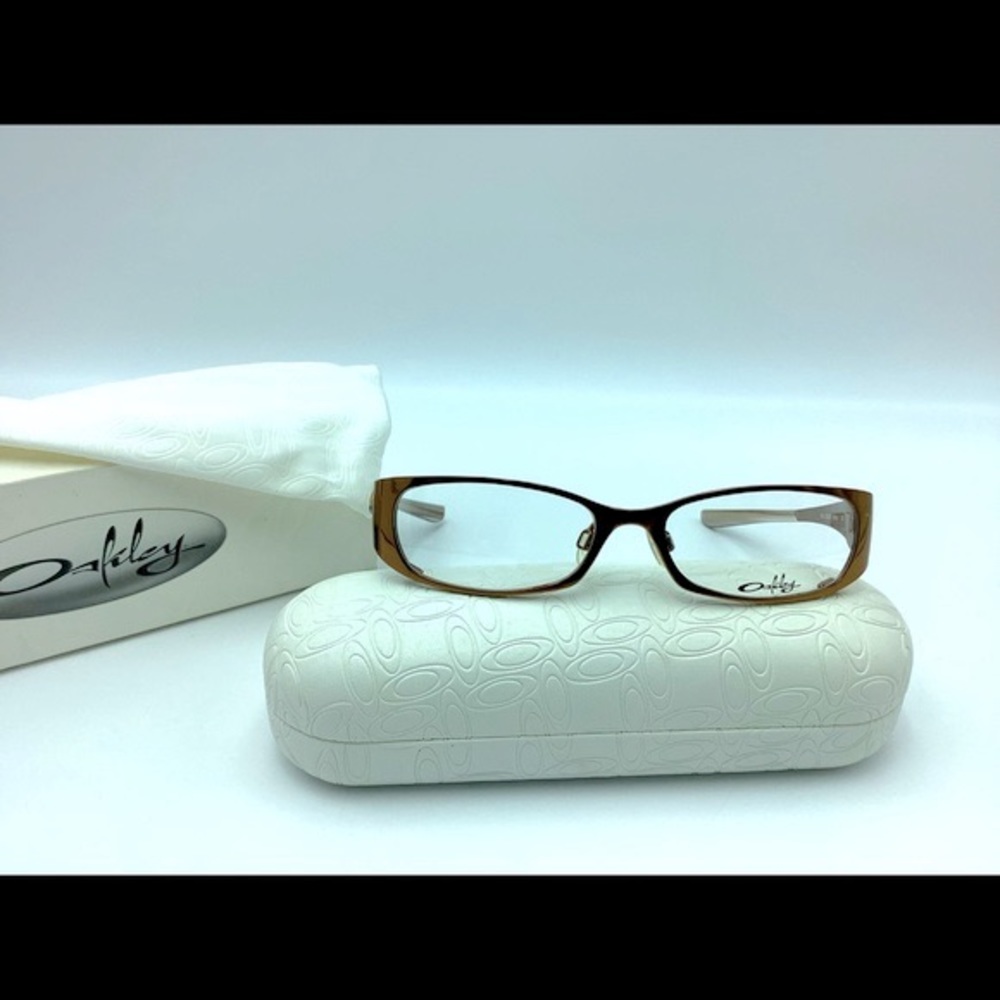 OAKLEY, 👀 WOMEN’S  EYEGLASSES FRAME. 🎀